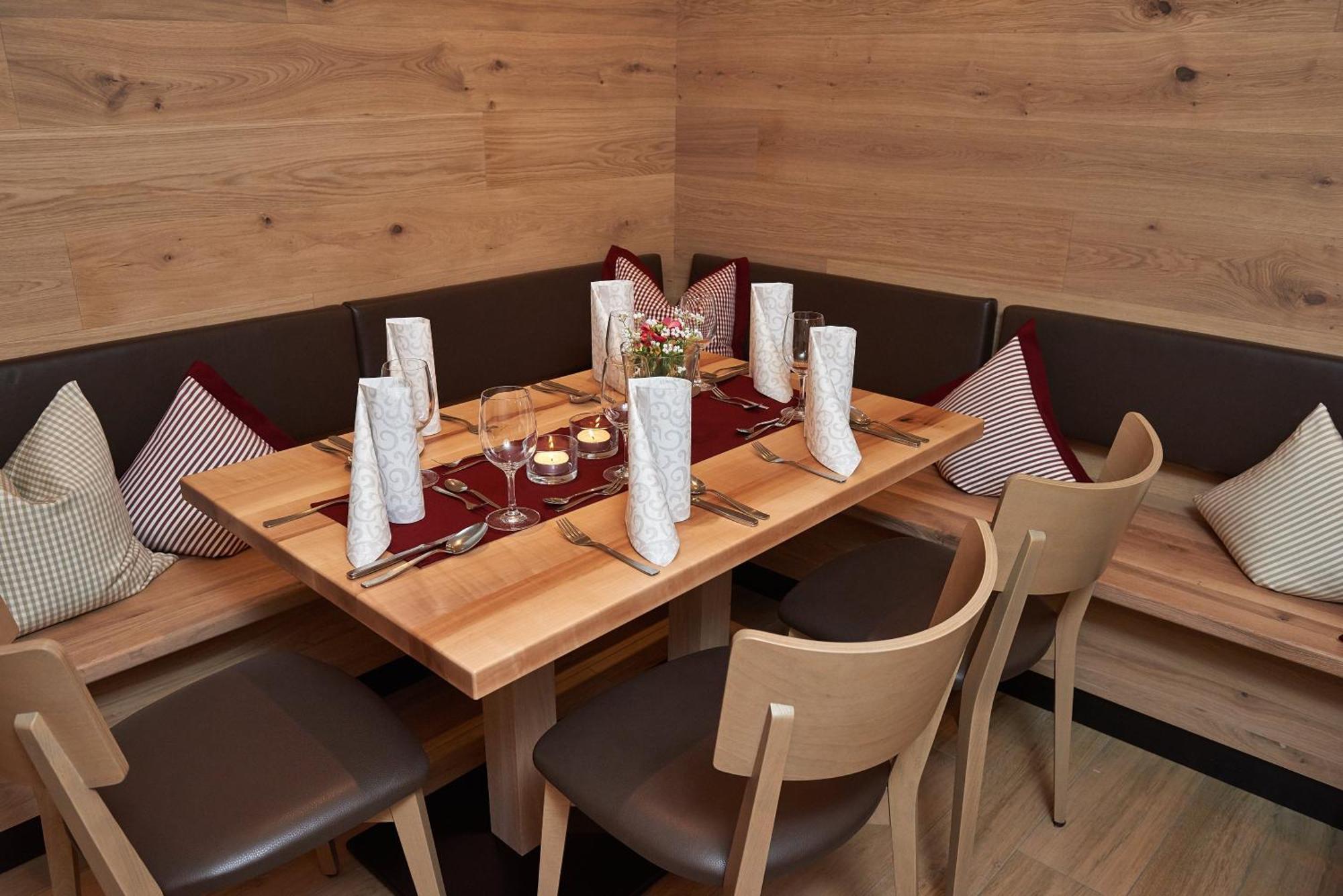 Hotel Gasthof Stocker Obertraubling Ngoại thất bức ảnh