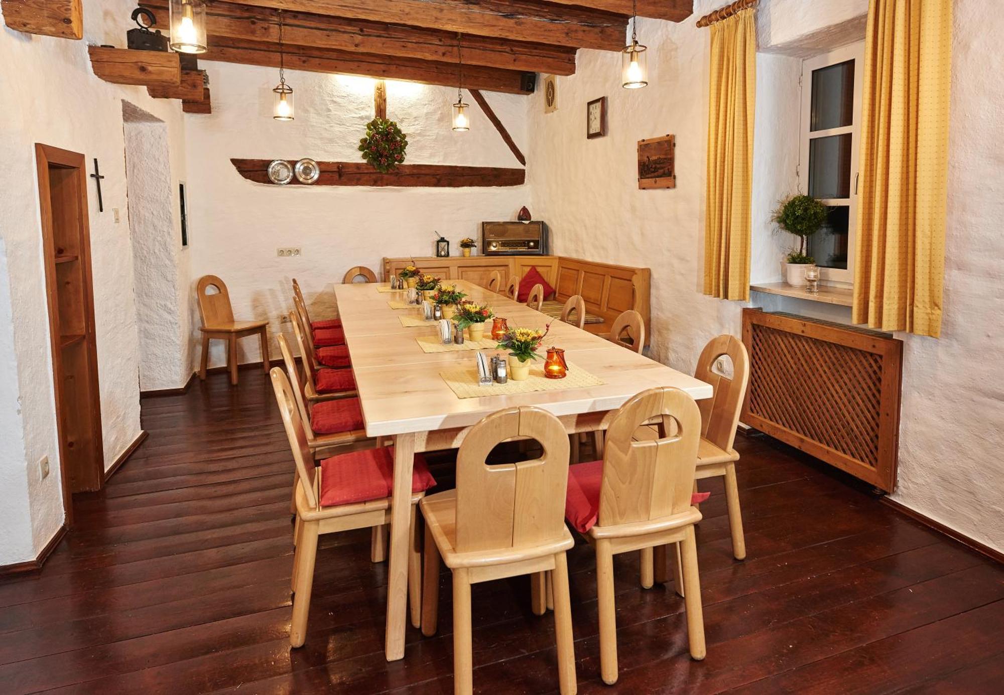 Hotel Gasthof Stocker Obertraubling Ngoại thất bức ảnh